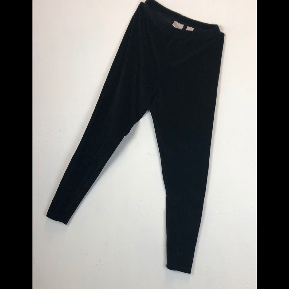 Ladies Clothing with The Clothes Hound